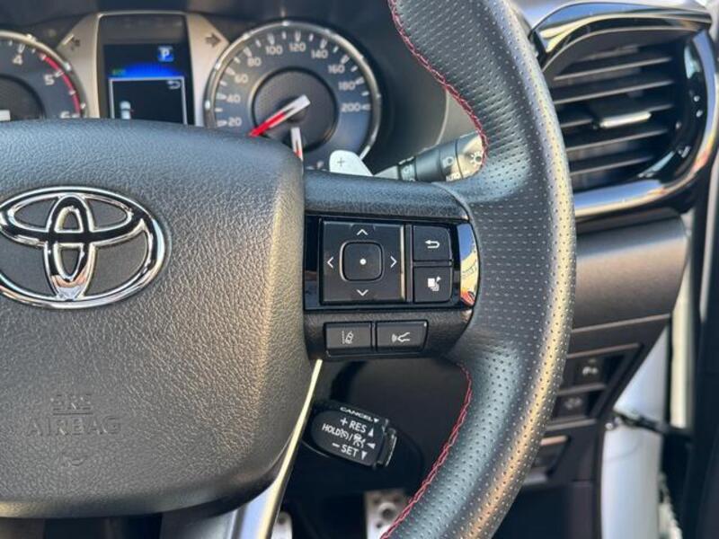 HILUX