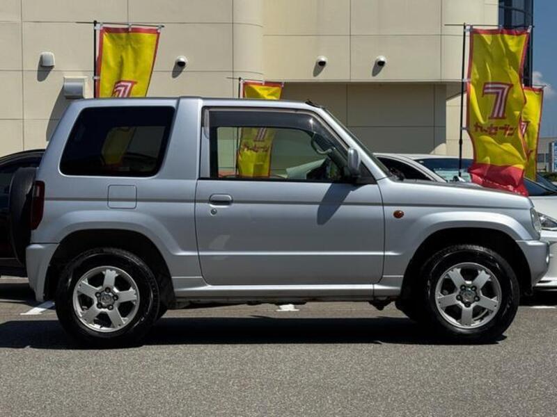 PAJERO MINI