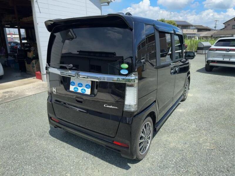 N BOX CUSTOM
