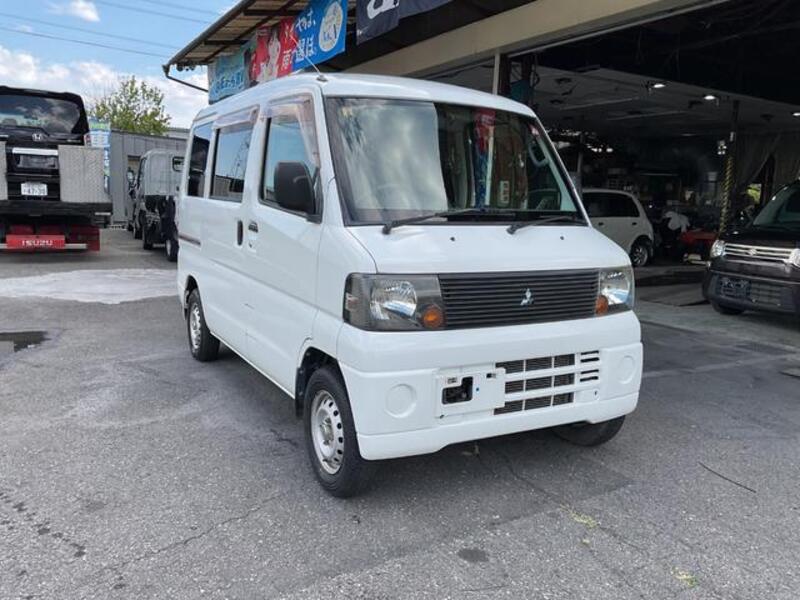 MINICAB VAN