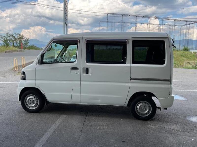 MINICAB VAN