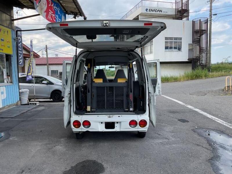 MINICAB VAN