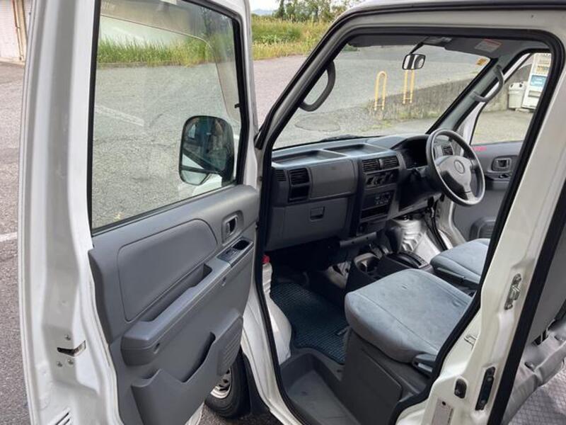 MINICAB VAN