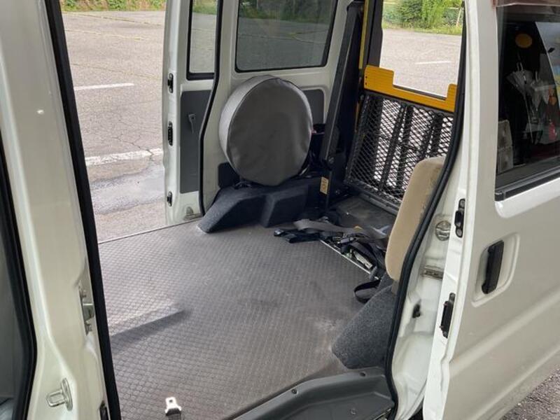 MINICAB VAN