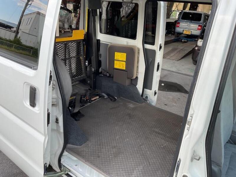 MINICAB VAN