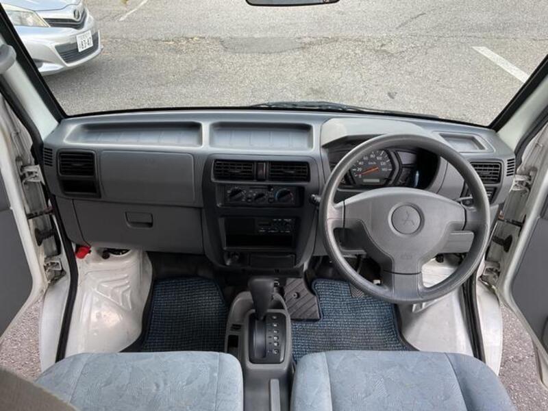 MINICAB VAN