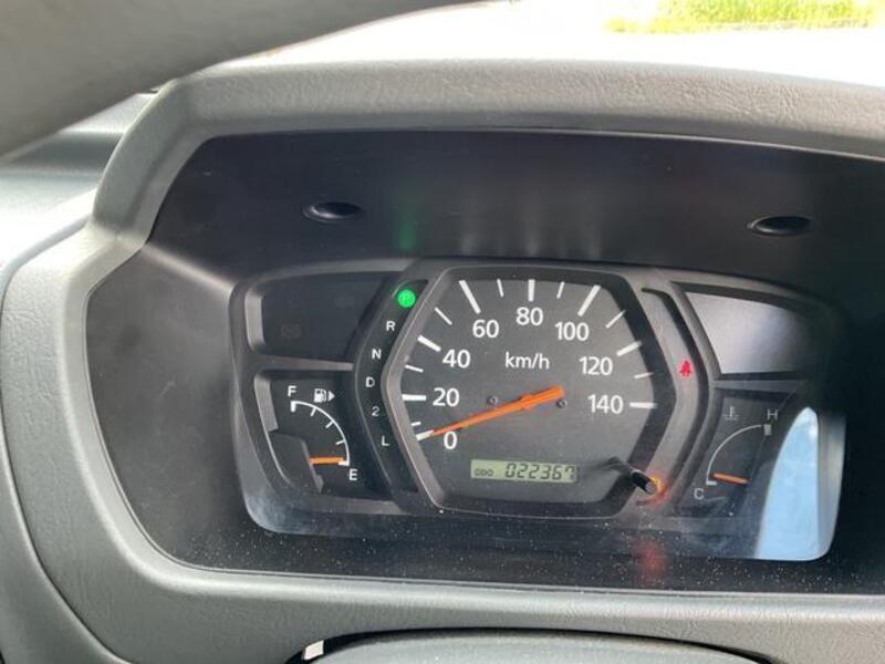 MINICAB VAN