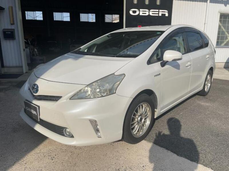 PRIUS ALPHA