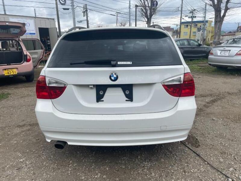 3 SERIES