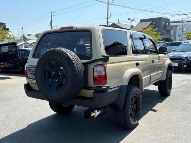 HILUX SURF