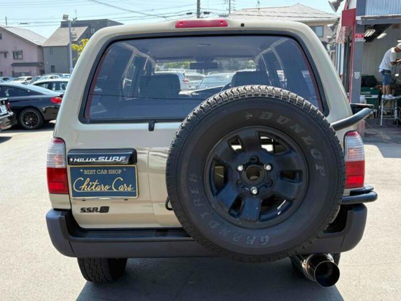 HILUX SURF