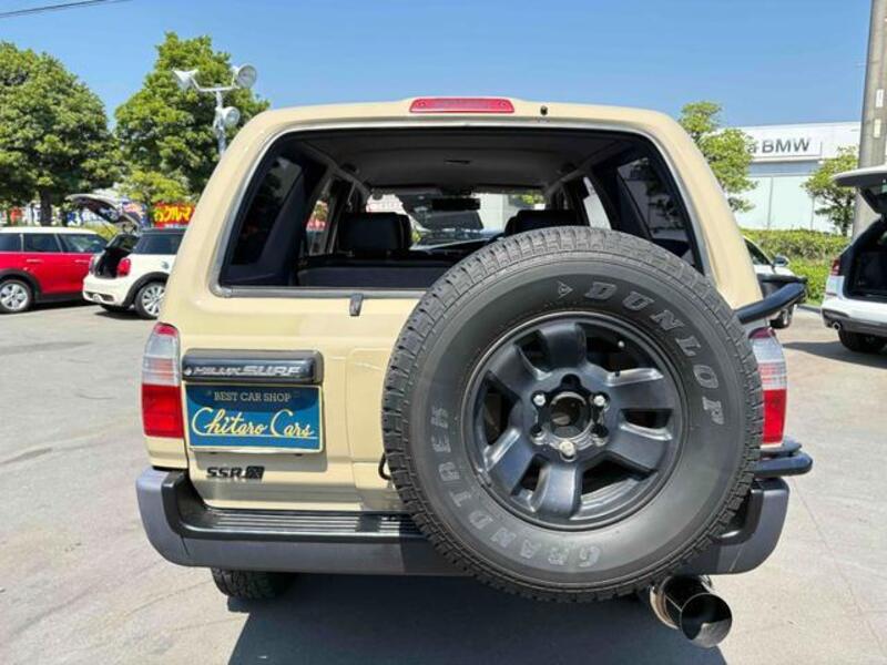 HILUX SURF