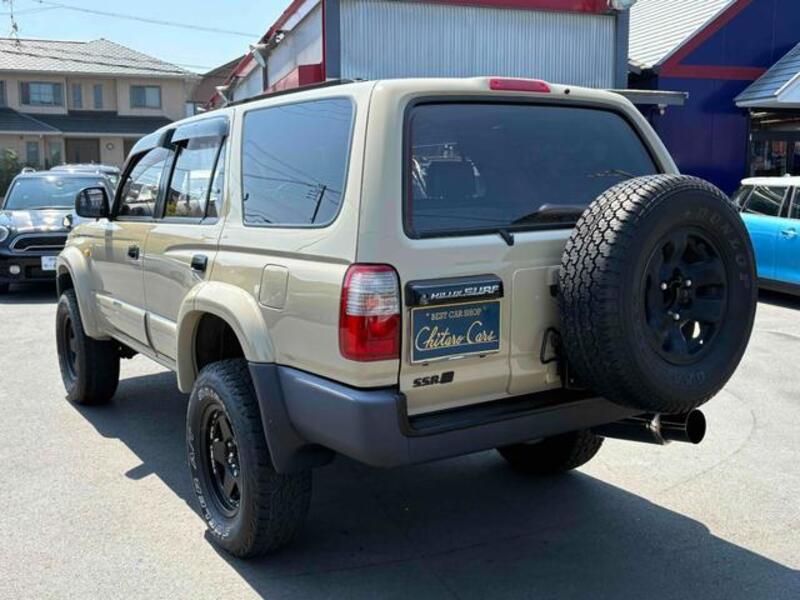 HILUX SURF