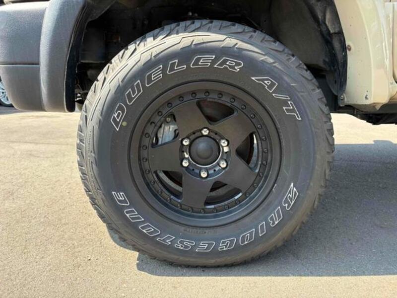 HILUX SURF