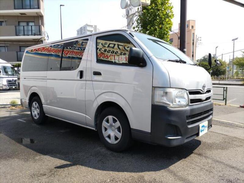 HIACE VAN