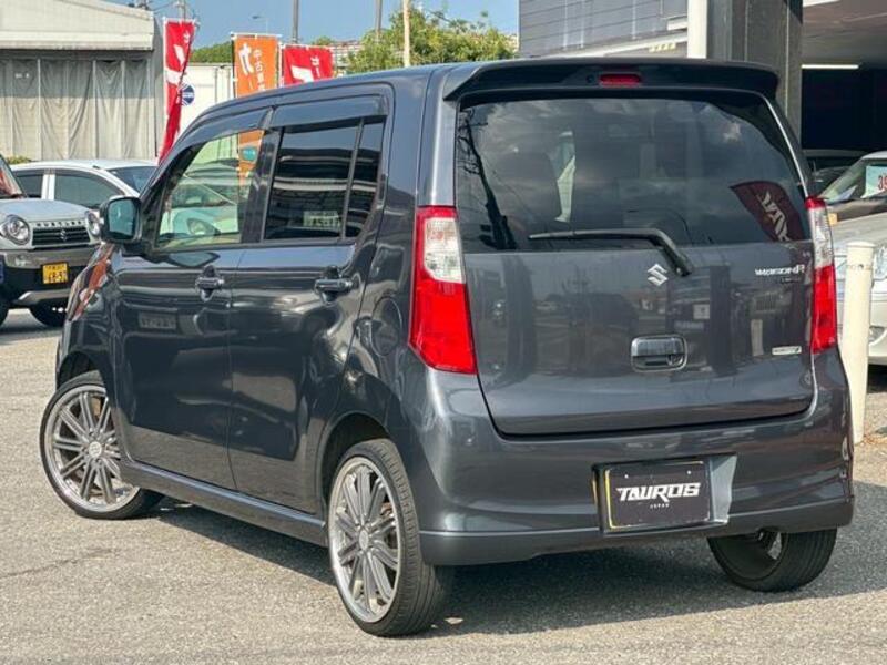 WAGON R