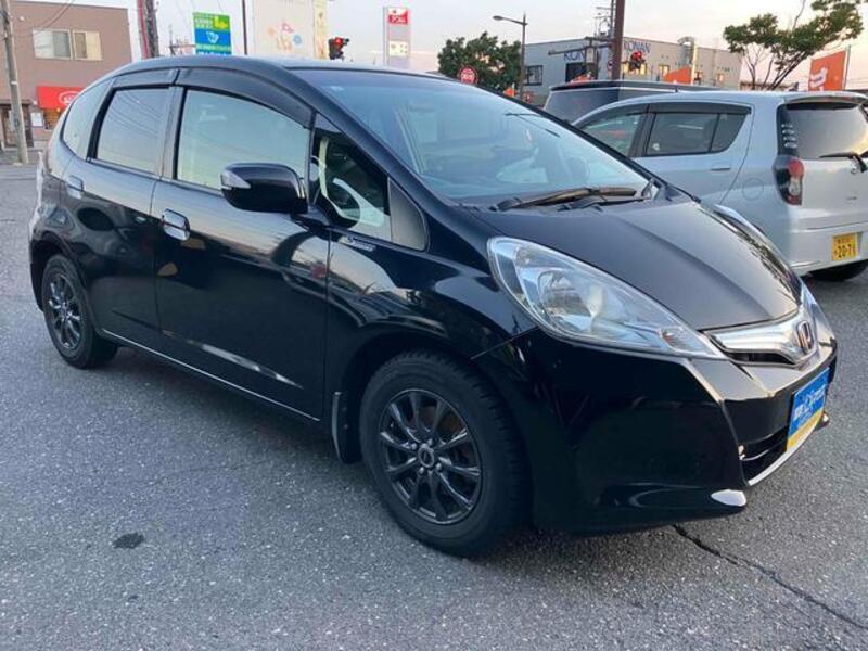 FIT HYBRID