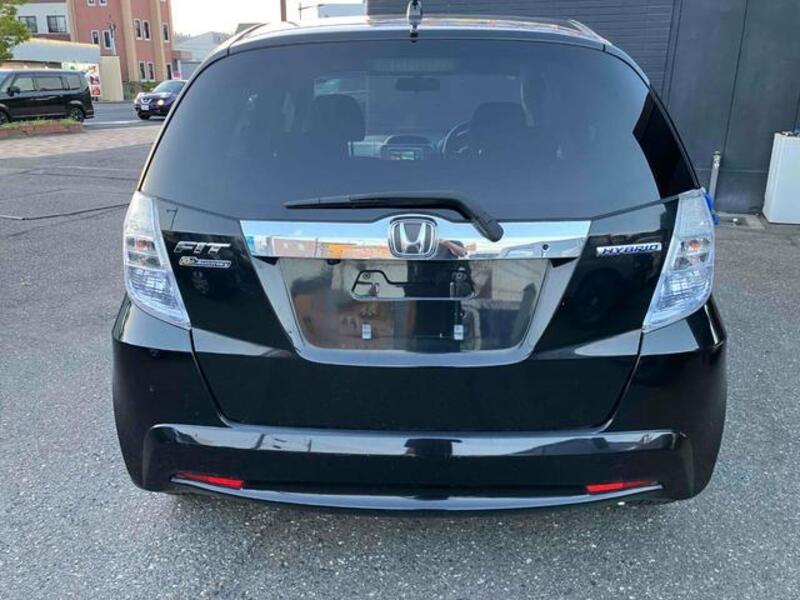 FIT HYBRID
