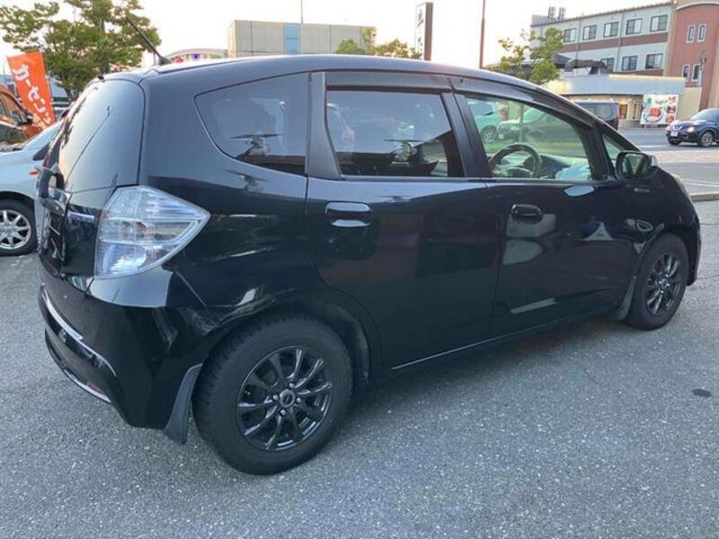 FIT HYBRID