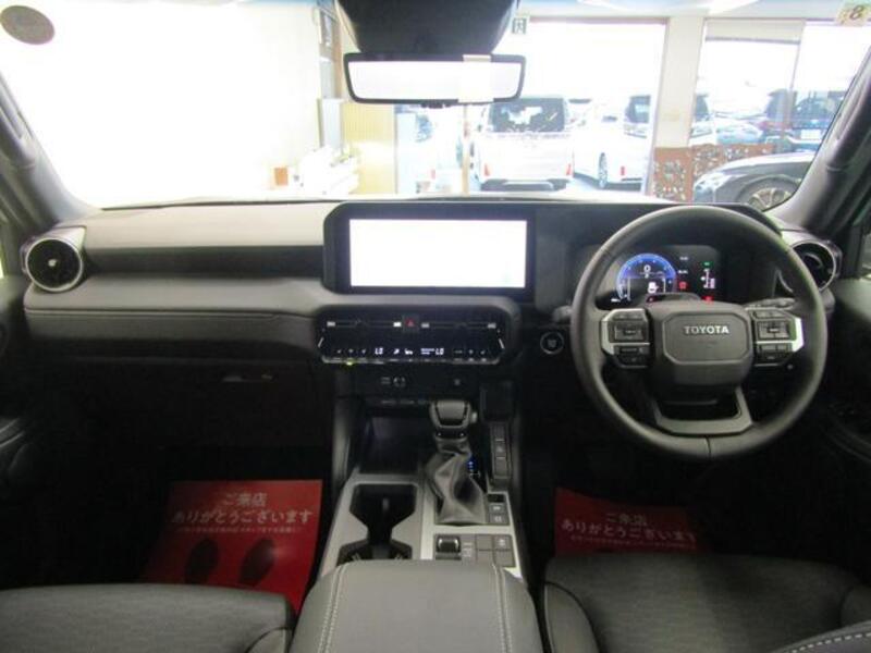 LAND CRUISER 250
