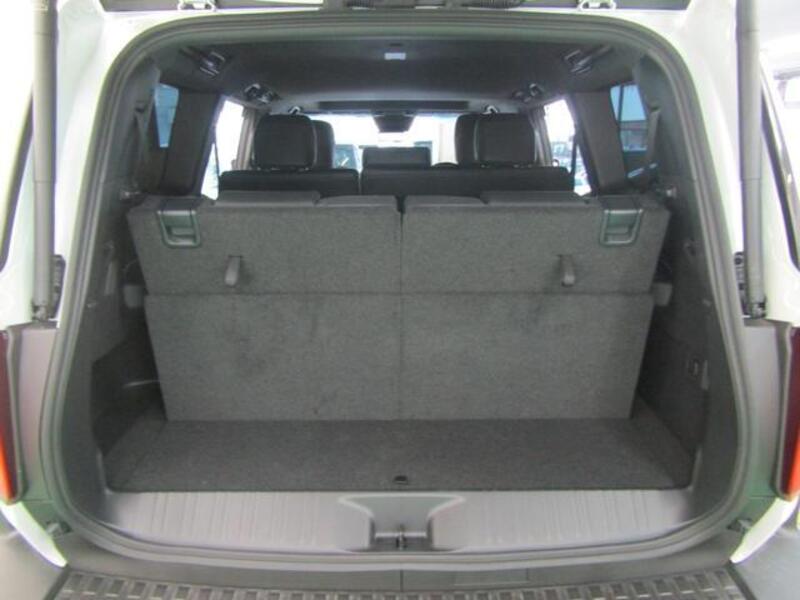 LAND CRUISER 250