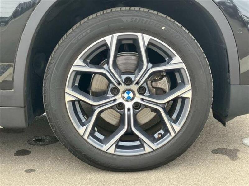 X1