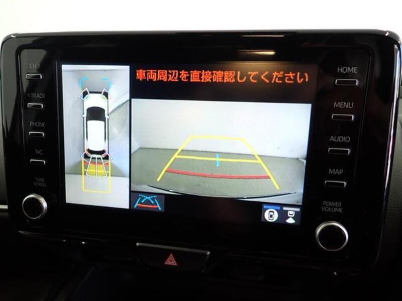 YARIS CROSS