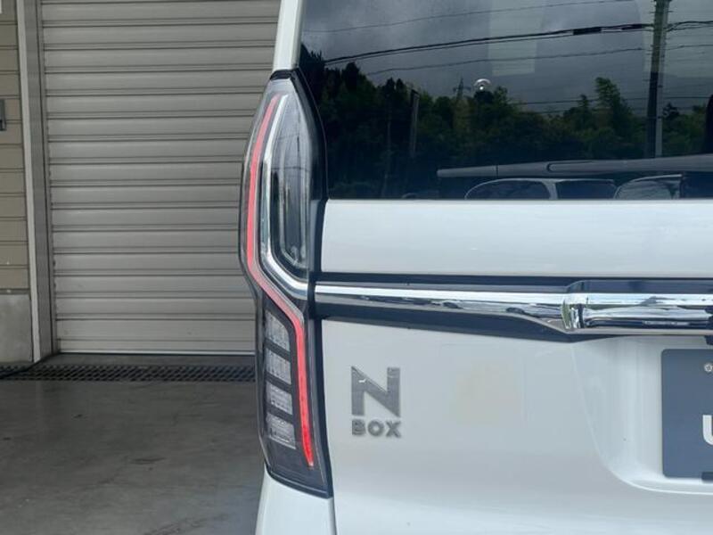 N BOX CUSTOM