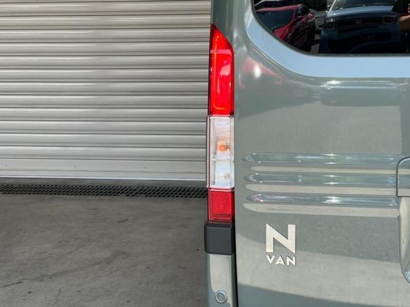N-VAN