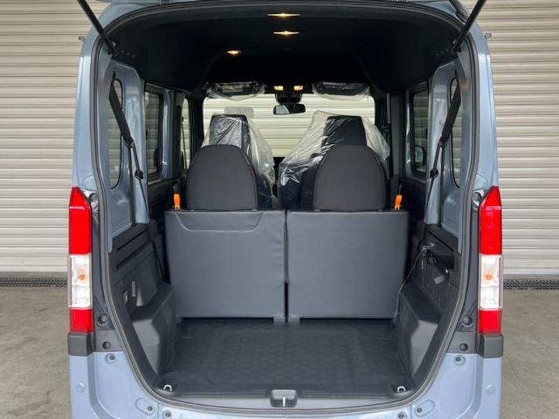 N-VAN