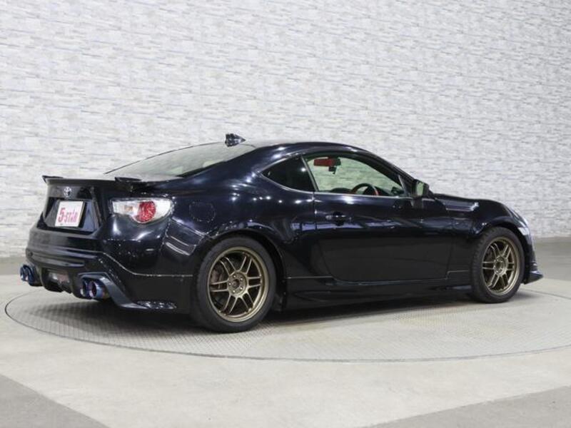 86
