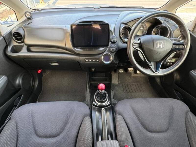 FIT HYBRID