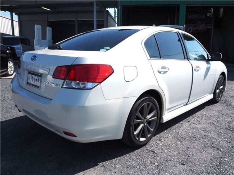 LEGACY B4