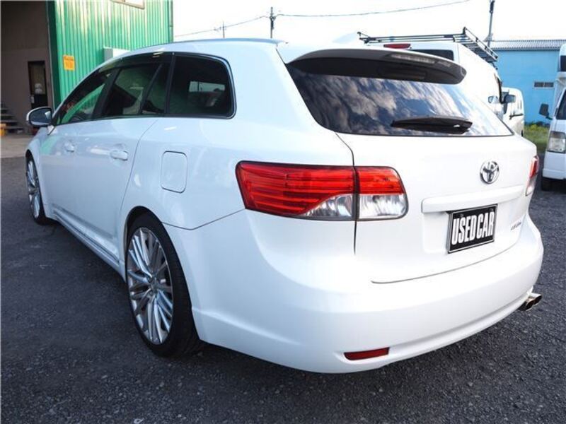 AVENSIS WAGON