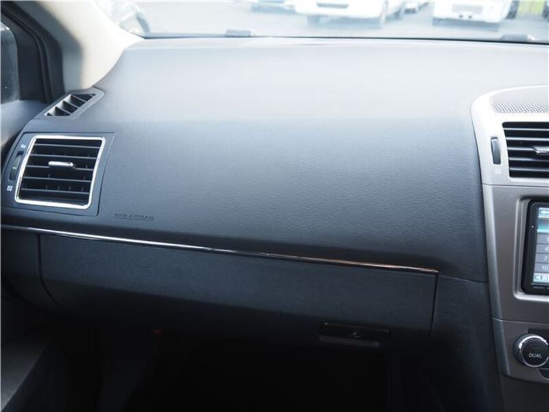 AVENSIS WAGON