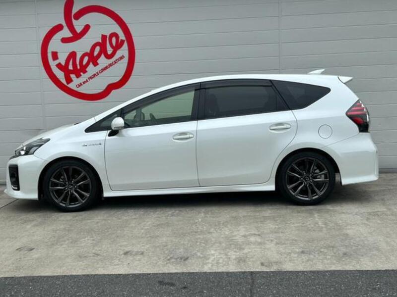 PRIUS ALPHA