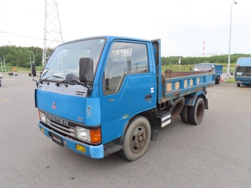 MITSUBISHI CANTER