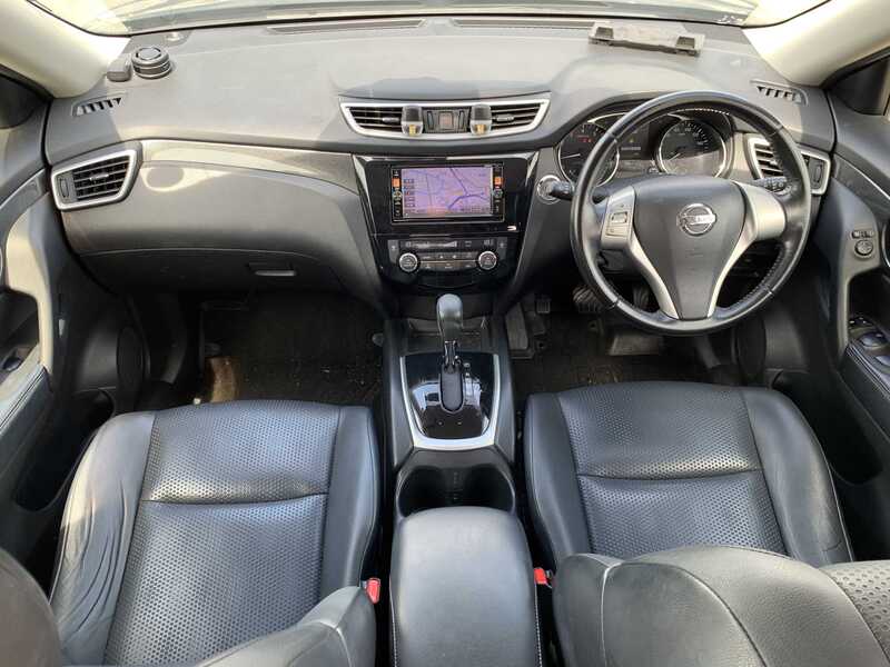 X-TRAIL