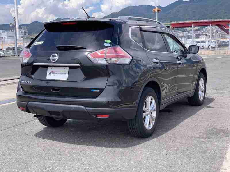 X-TRAIL