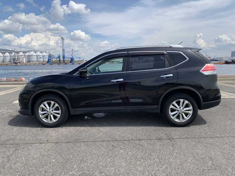 X-TRAIL
