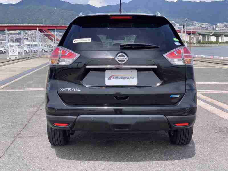 X-TRAIL
