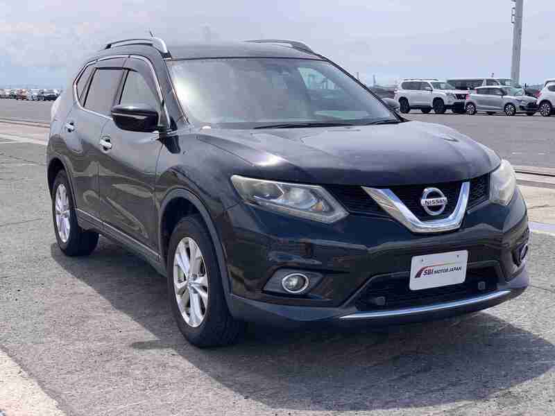 X-TRAIL