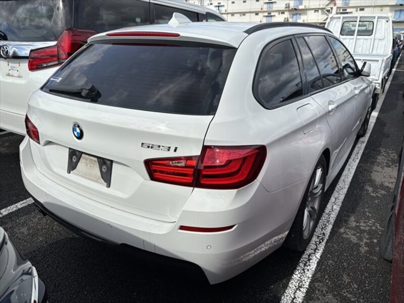 5 SERIES