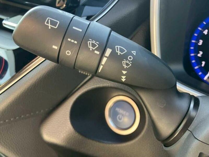 COROLLA CROSS