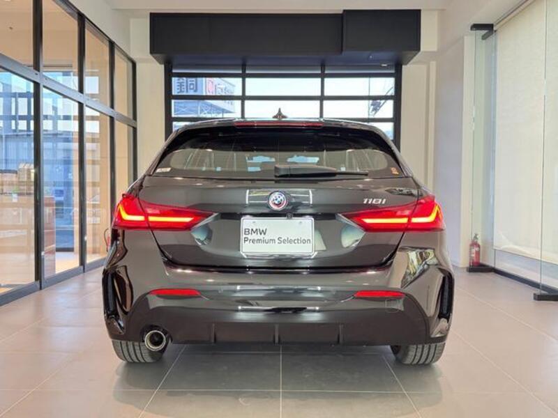 1 SERIES