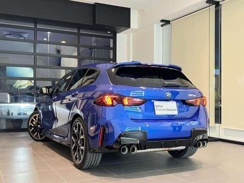 1 SERIES
