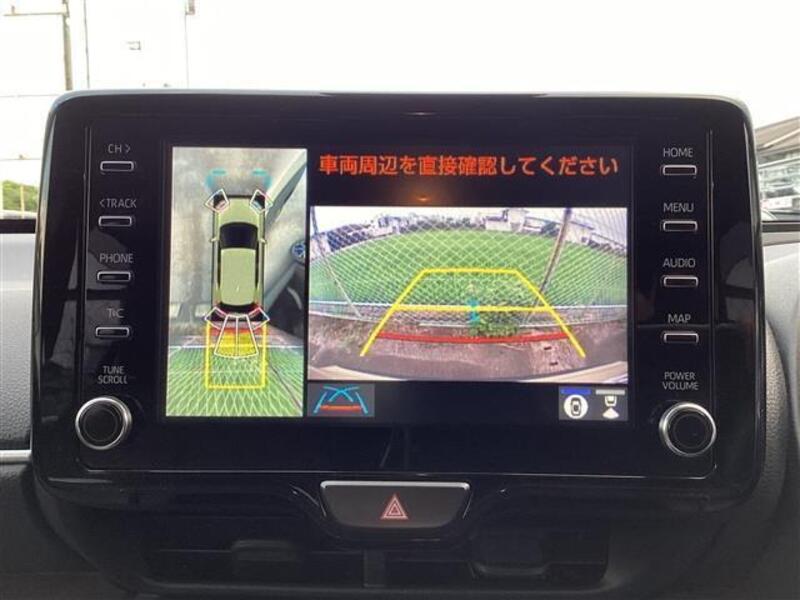 YARIS CROSS