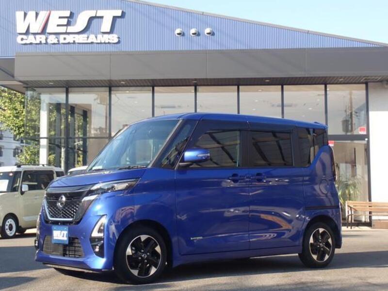 NISSAN ROOX