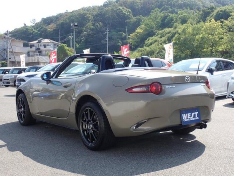 ROADSTER