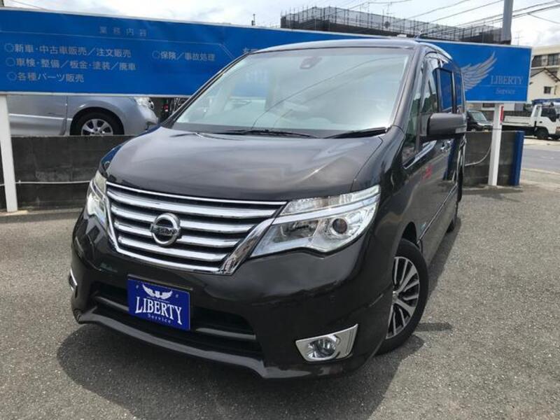 NISSAN SERENA